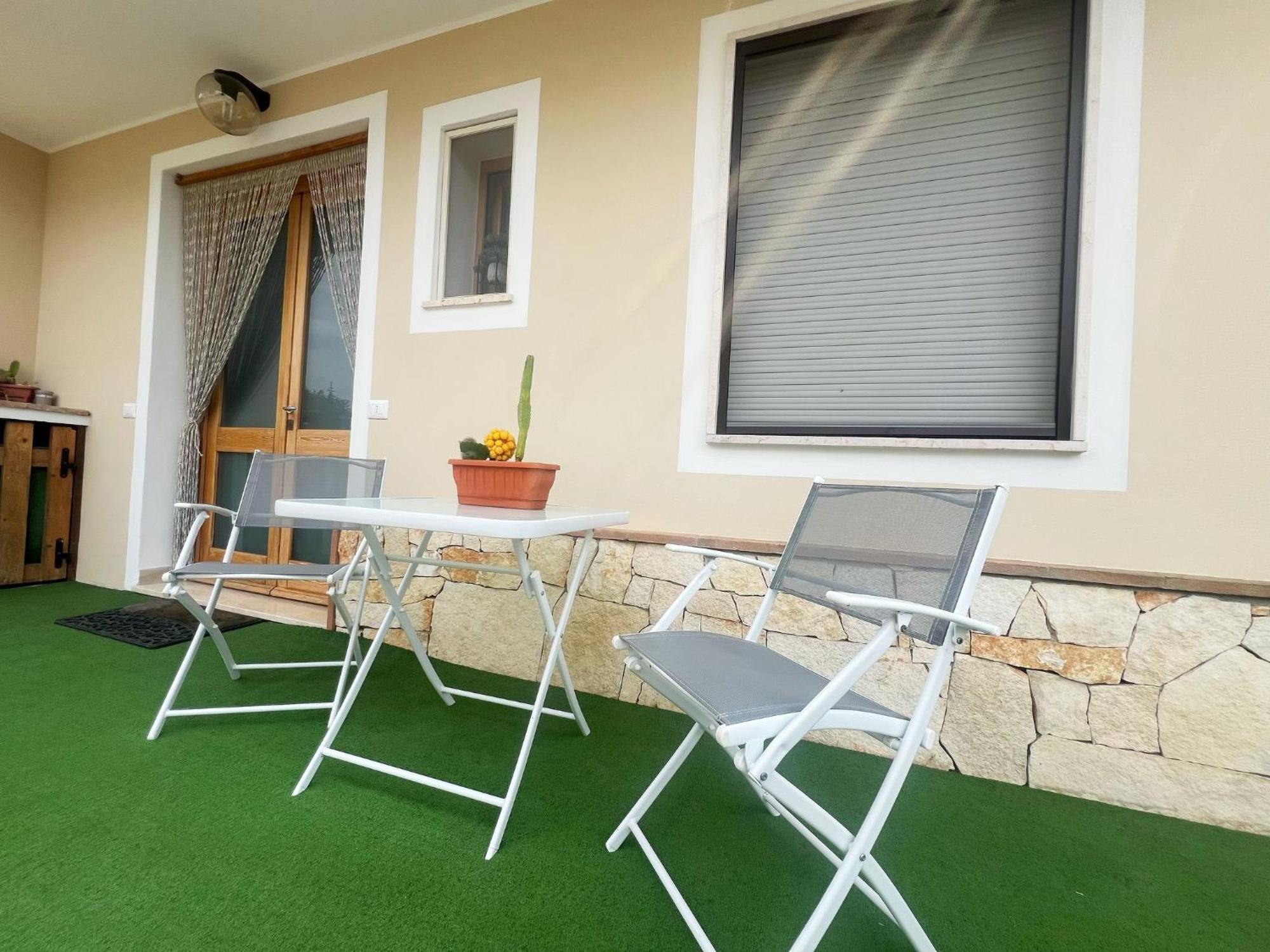 Grazia'S Apartment Sassari Rum bild